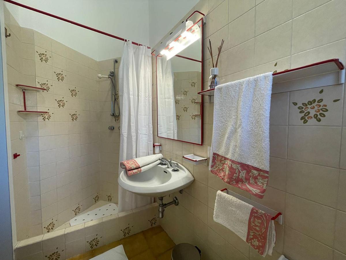 Lake Como Villa Ines Junior Apartment Faggeto Lario Exterior photo